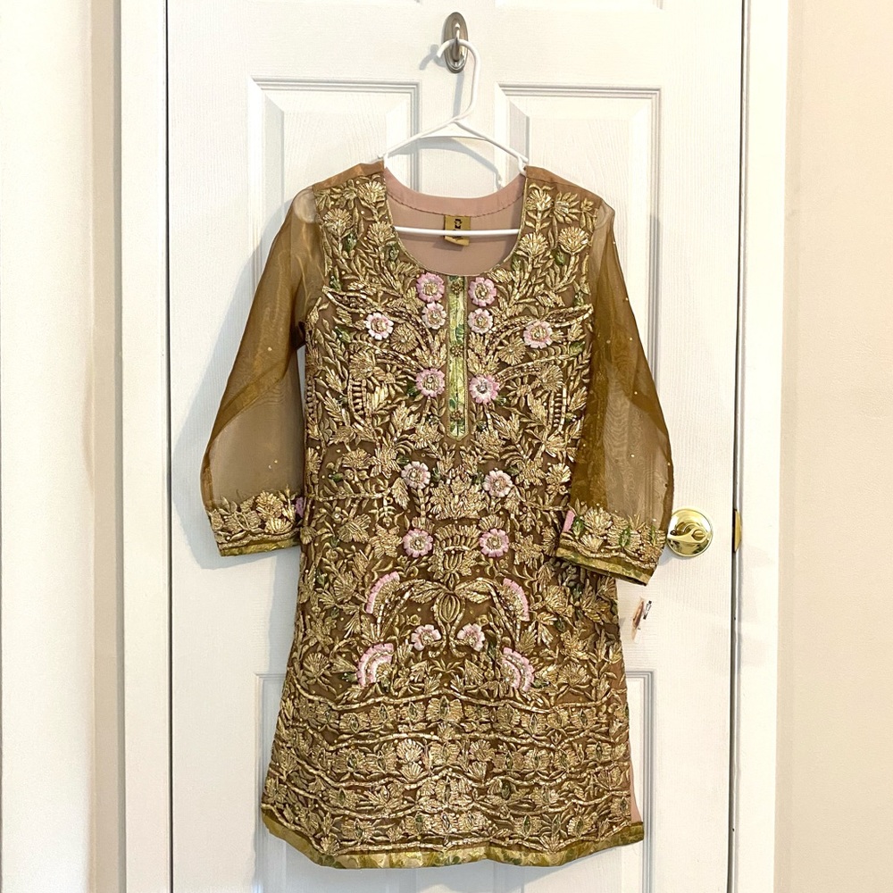 Pakistani Mehndi Fancy Gold 3-Piece Shalwar Set
